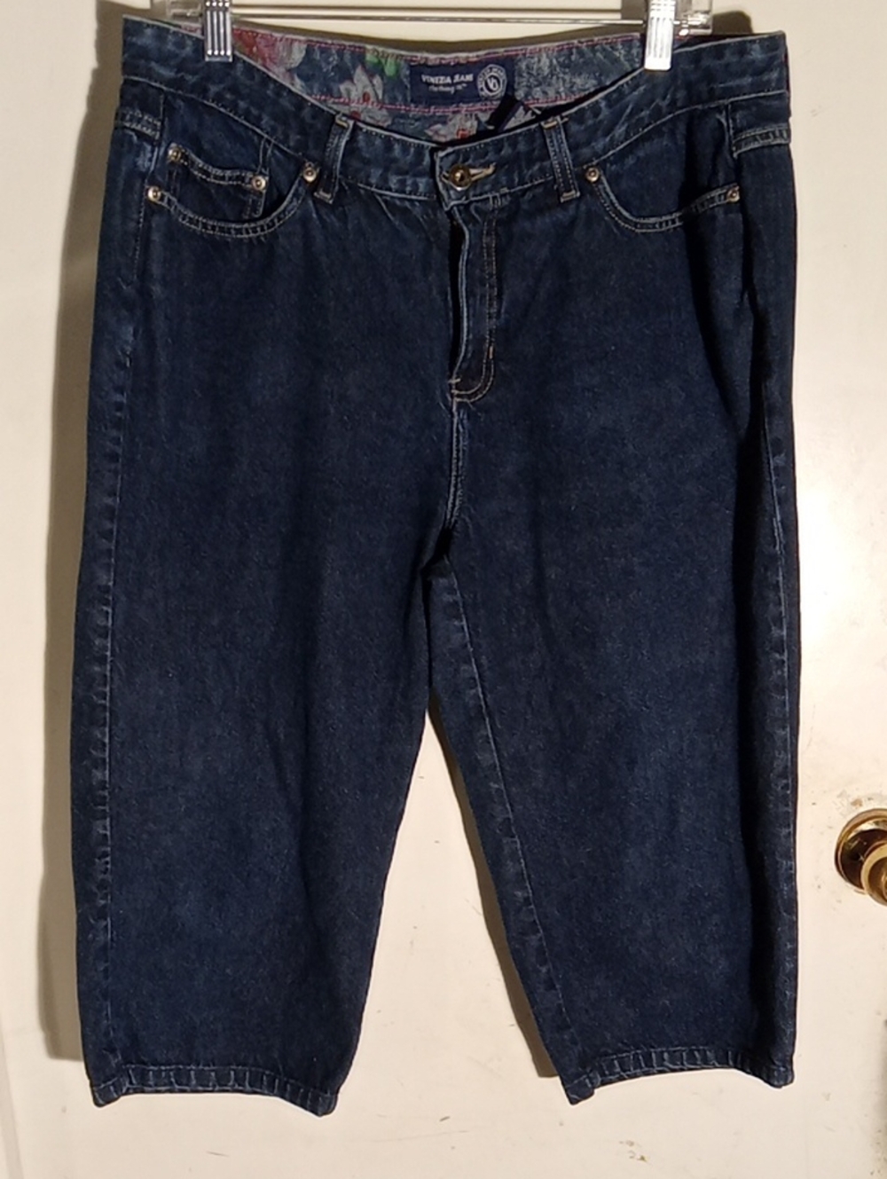 Woman's Crop Pants Like No Stretch Size 16 100% Cotton Blue Denim